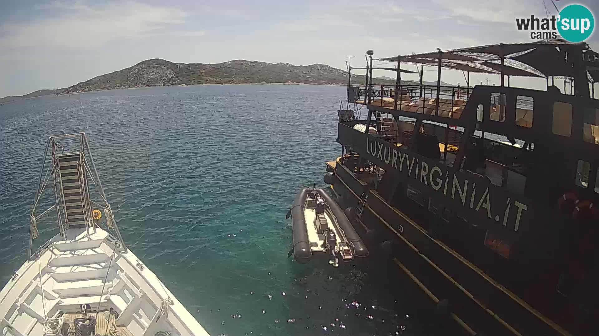 Le bateau Lo Squalo IV – webcam en direct arcipelago La Maddalena – Sardaigne – Italie