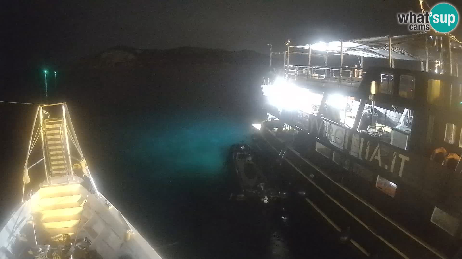 Le bateau Lo Squalo IV – webcam en direct arcipelago La Maddalena – Sardaigne – Italie