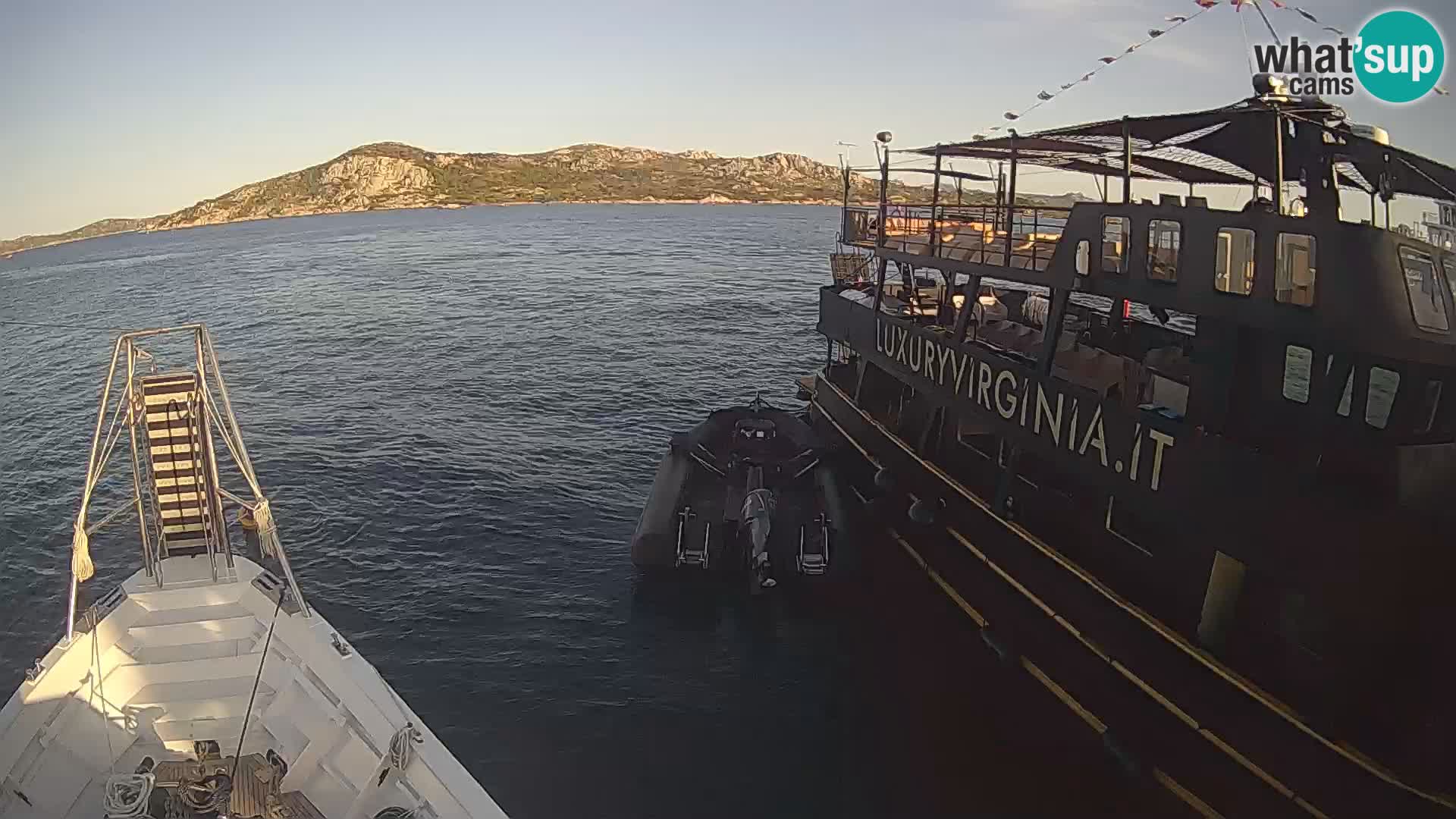 The boat Lo Squalo IV – live webcam arcipelago La Maddalena – Sardinia – Italy