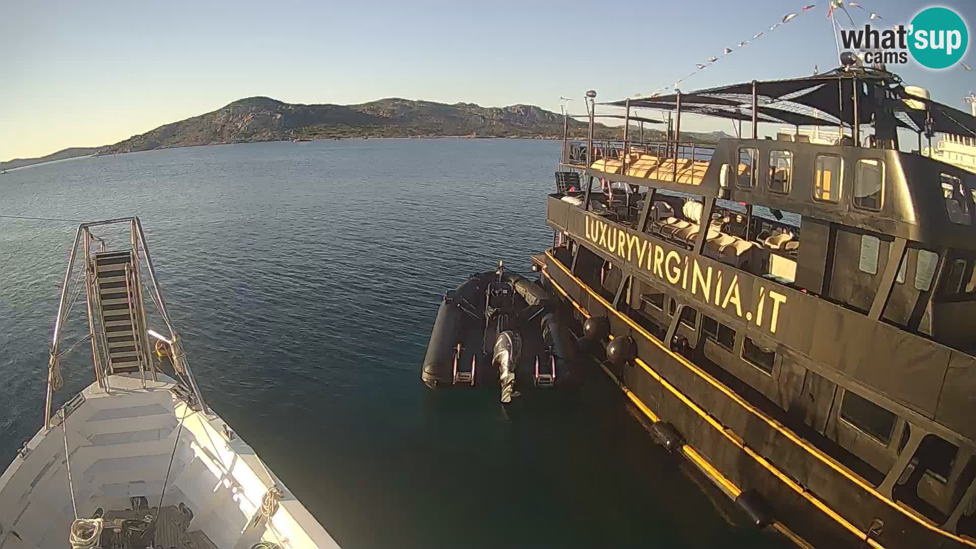 The boat Lo Squalo IV – live webcam arcipelago La Maddalena – Sardinia – Italy