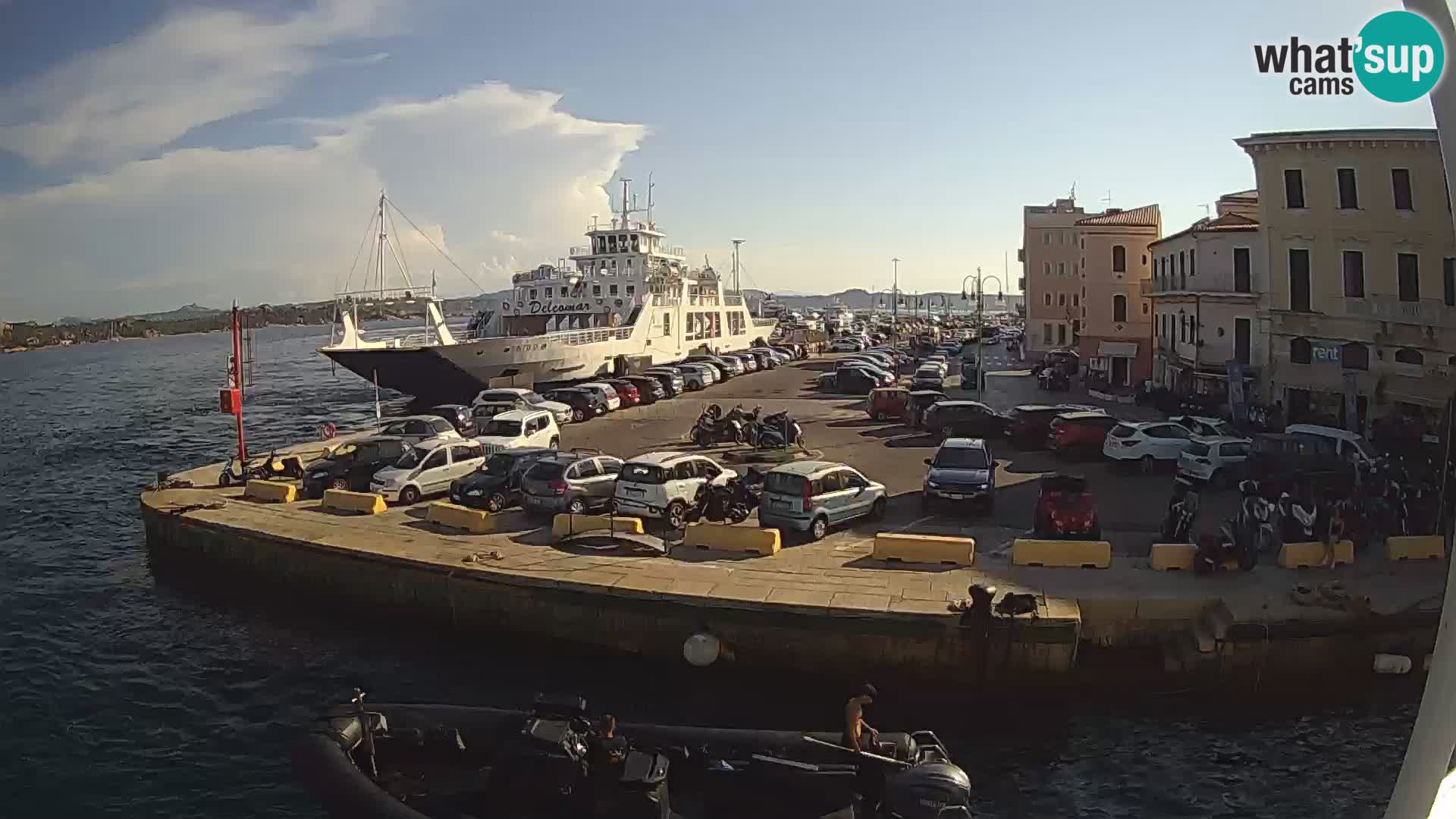 The boat Lo Squalo IV – live webcam arcipelago La Maddalena – Sardinia – Italy