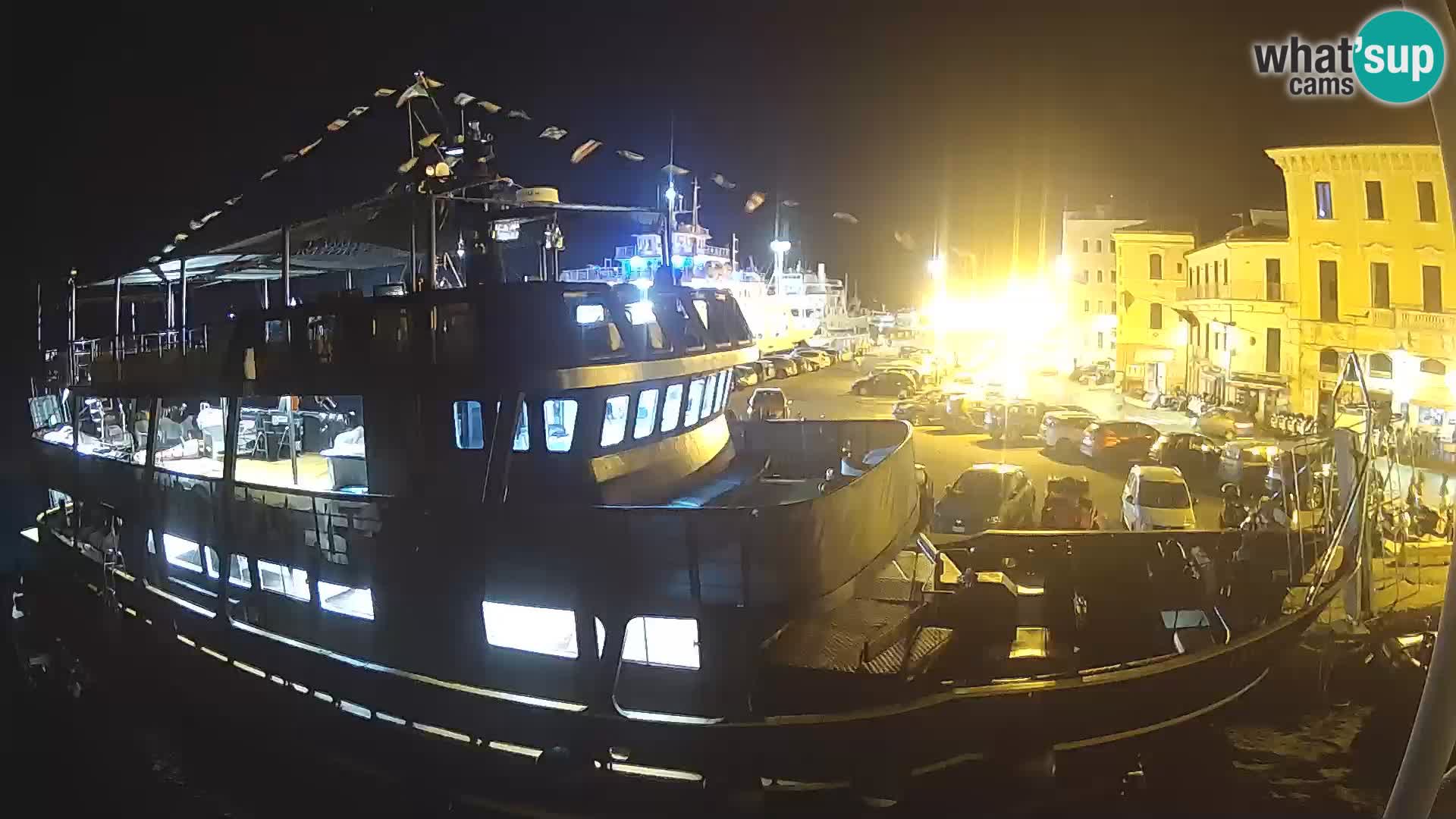 The boat Lo Squalo IV – live webcam arcipelago La Maddalena – Sardinia – Italy