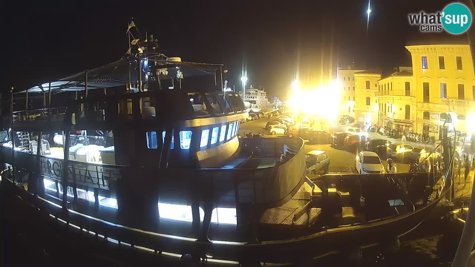 The boat Lo Squalo IV – live webcam arcipelago La Maddalena – Sardinia – Italy