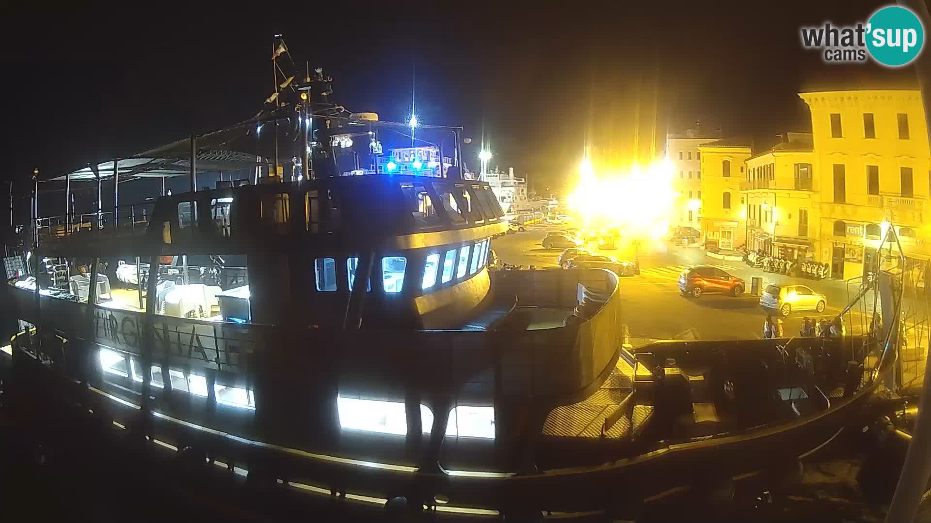 The boat Lo Squalo IV – live webcam arcipelago La Maddalena – Sardinia – Italy