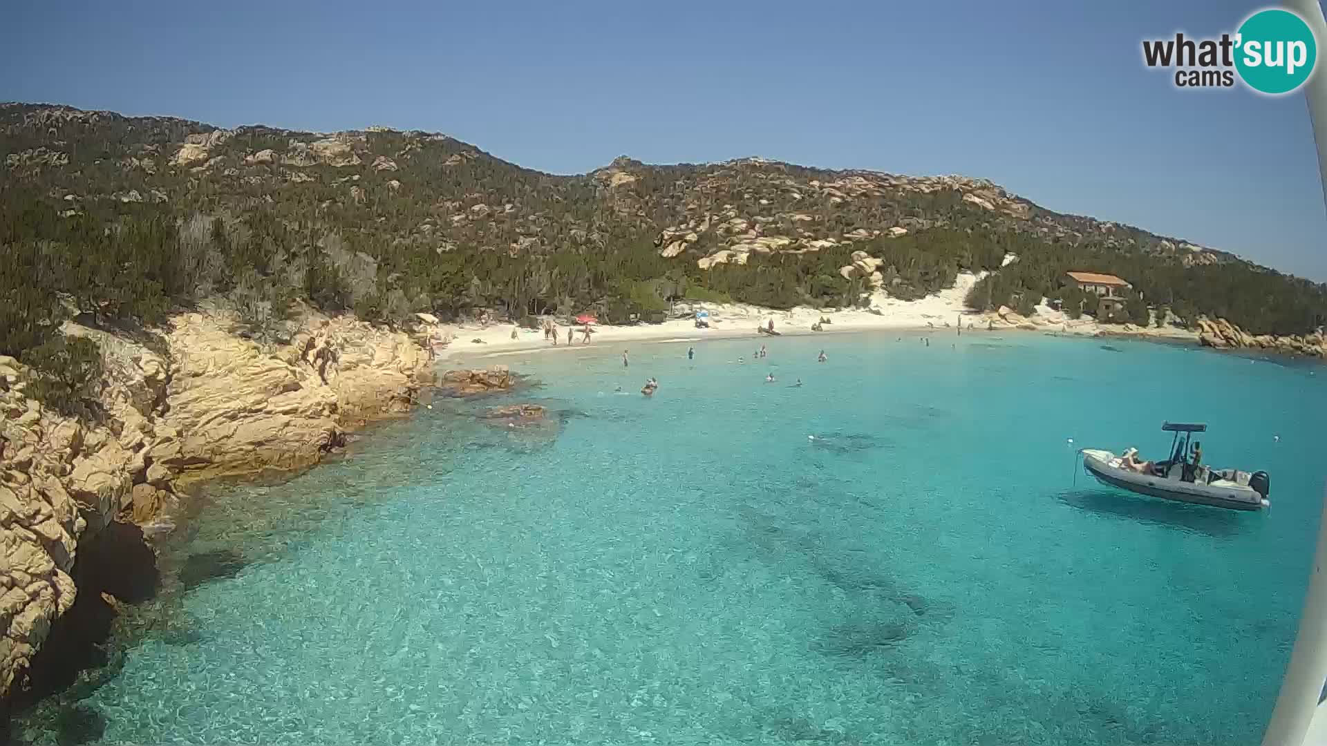 Čoln Lo Squalo IV – arhipelag spletna kamera La Maddalena – Sardinija – Italija