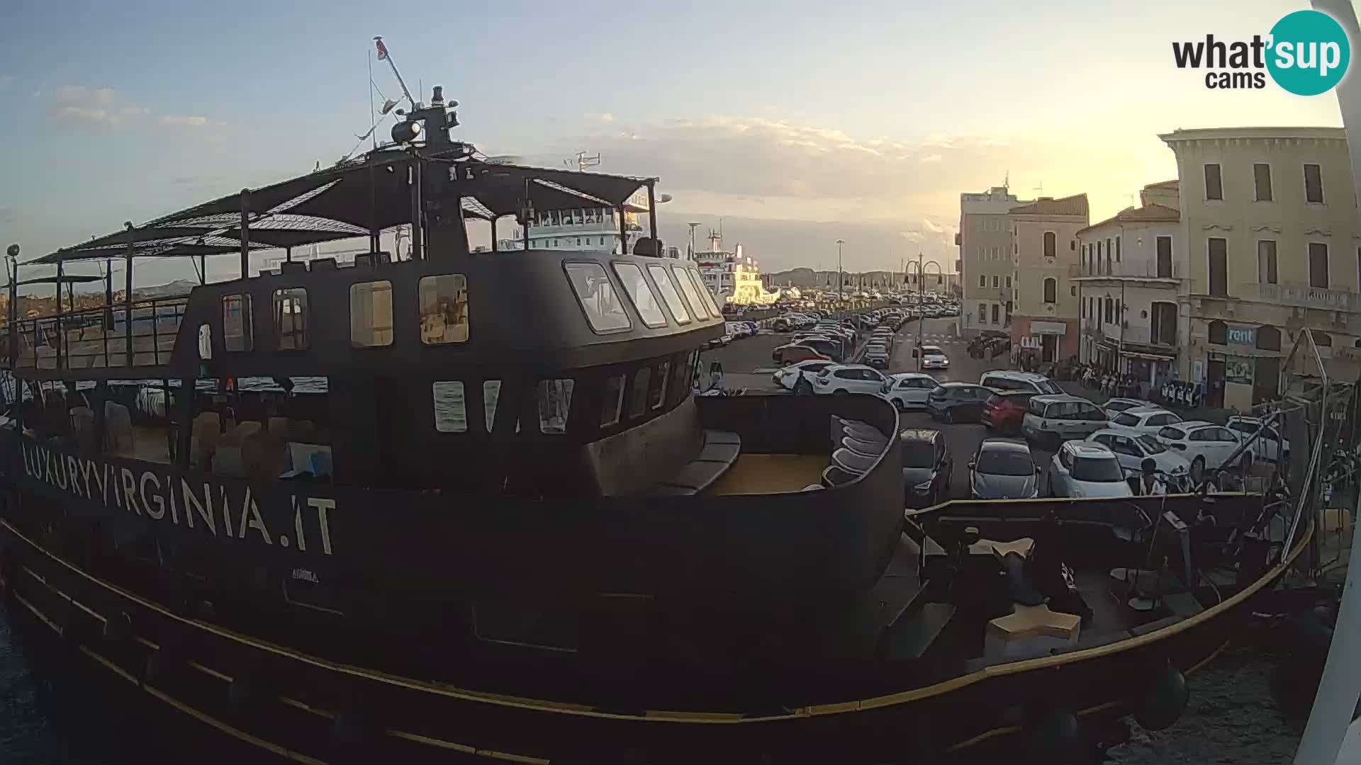 El barco Lo Squalo IV – webcam en directo archipiélago La Maddalena – Cerdeña – Italia