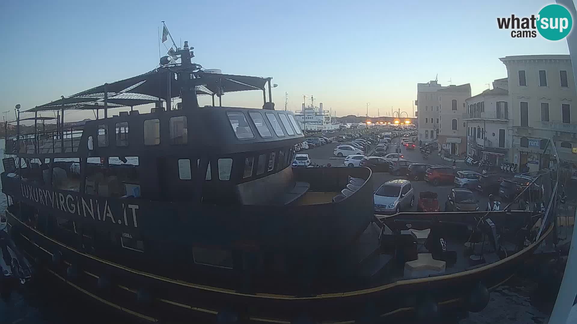 The boat Lo Squalo IV – live webcam arcipelago La Maddalena – Sardinia – Italy