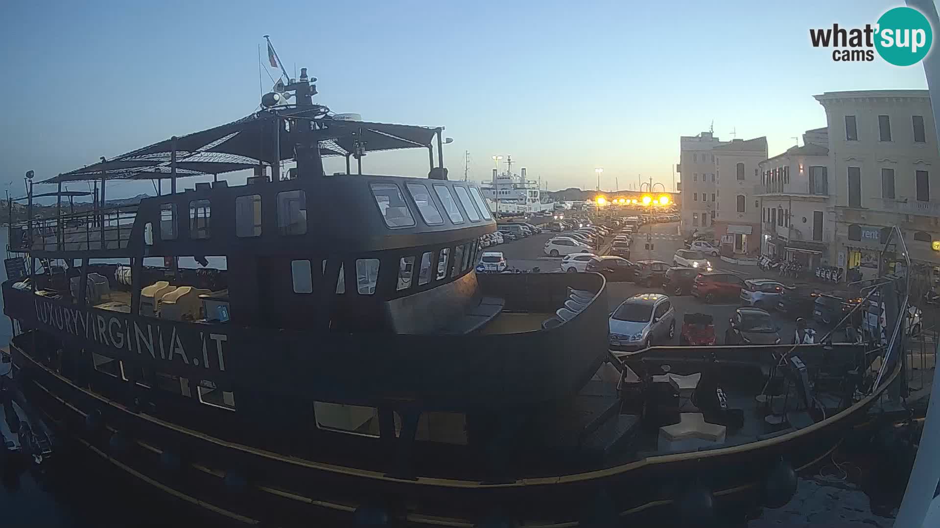 The boat Lo Squalo IV – live webcam arcipelago La Maddalena – Sardinia – Italy