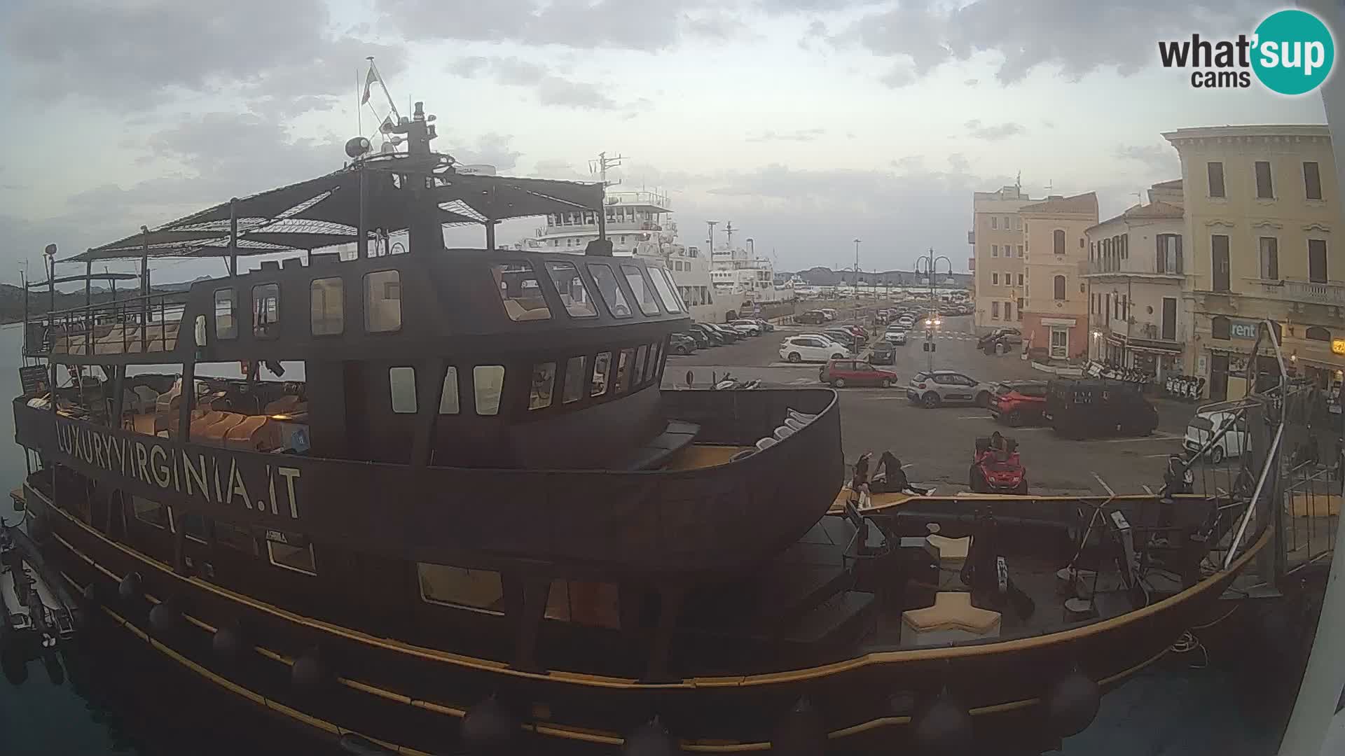 Le bateau Lo Squalo IV – webcam en direct arcipelago La Maddalena – Sardaigne – Italie