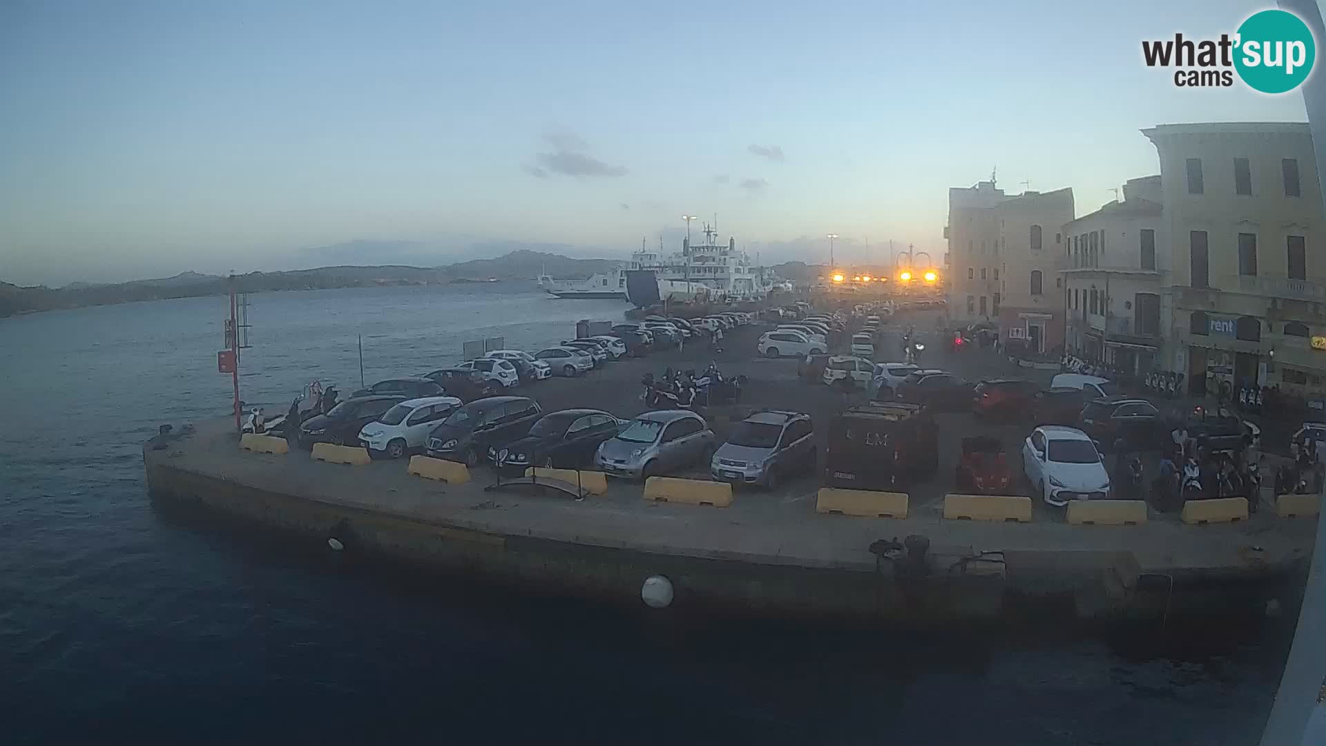 The boat Lo Squalo IV – live webcam arcipelago La Maddalena – Sardinia – Italy