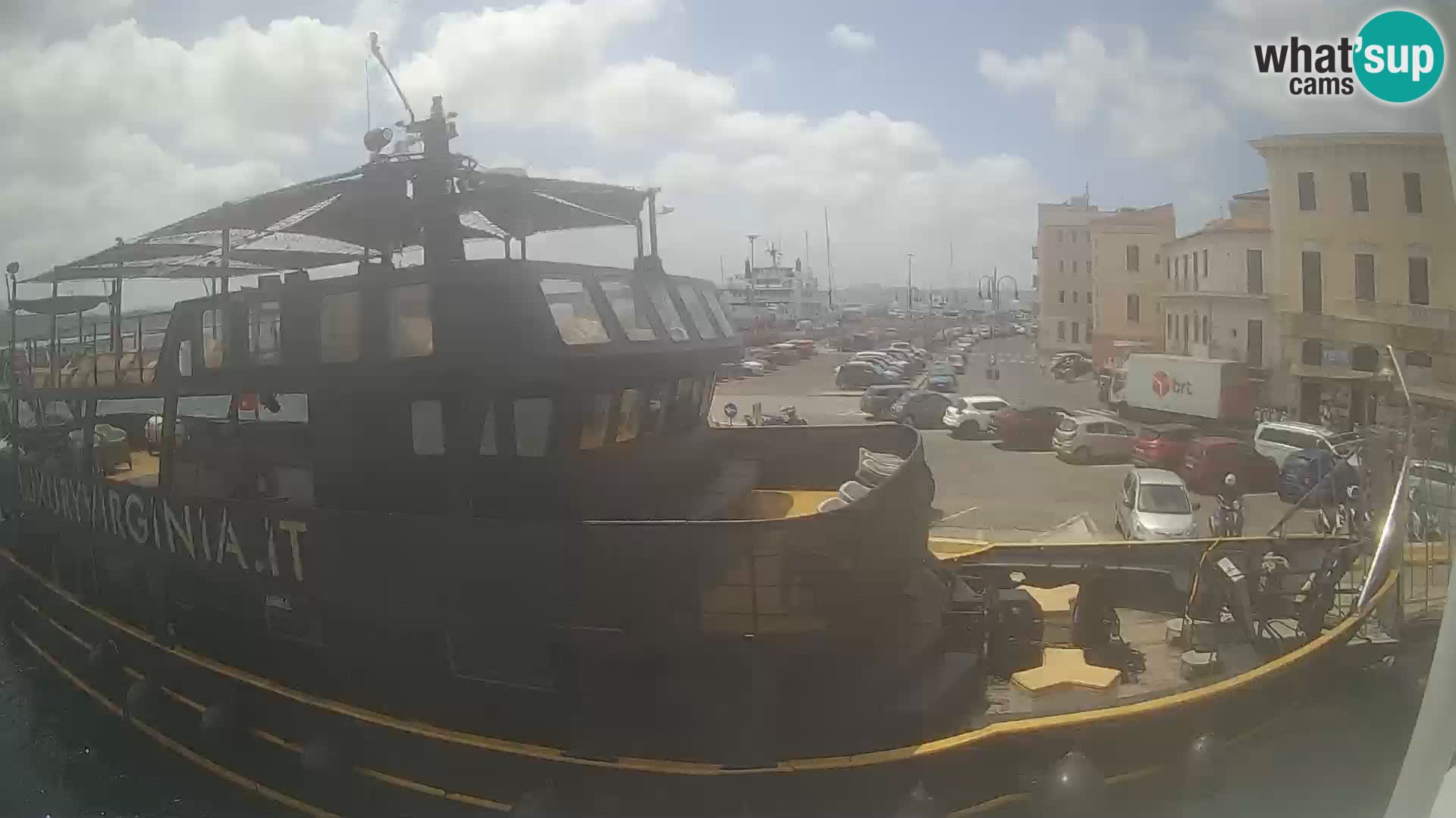 The boat Lo Squalo IV – live webcam arcipelago La Maddalena – Sardinia – Italy
