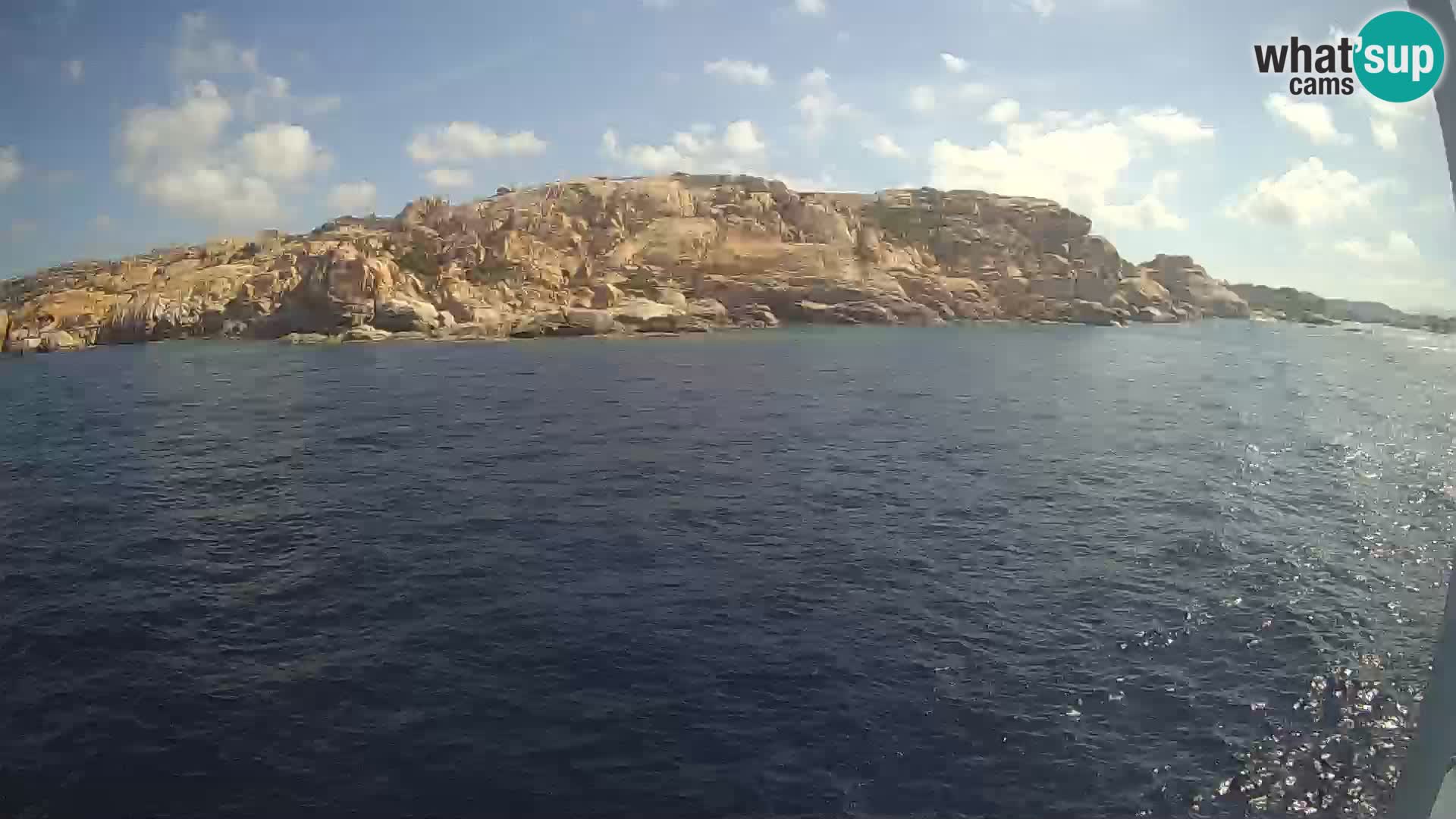 The boat Lo Squalo IV – live webcam arcipelago La Maddalena – Sardinia – Italy