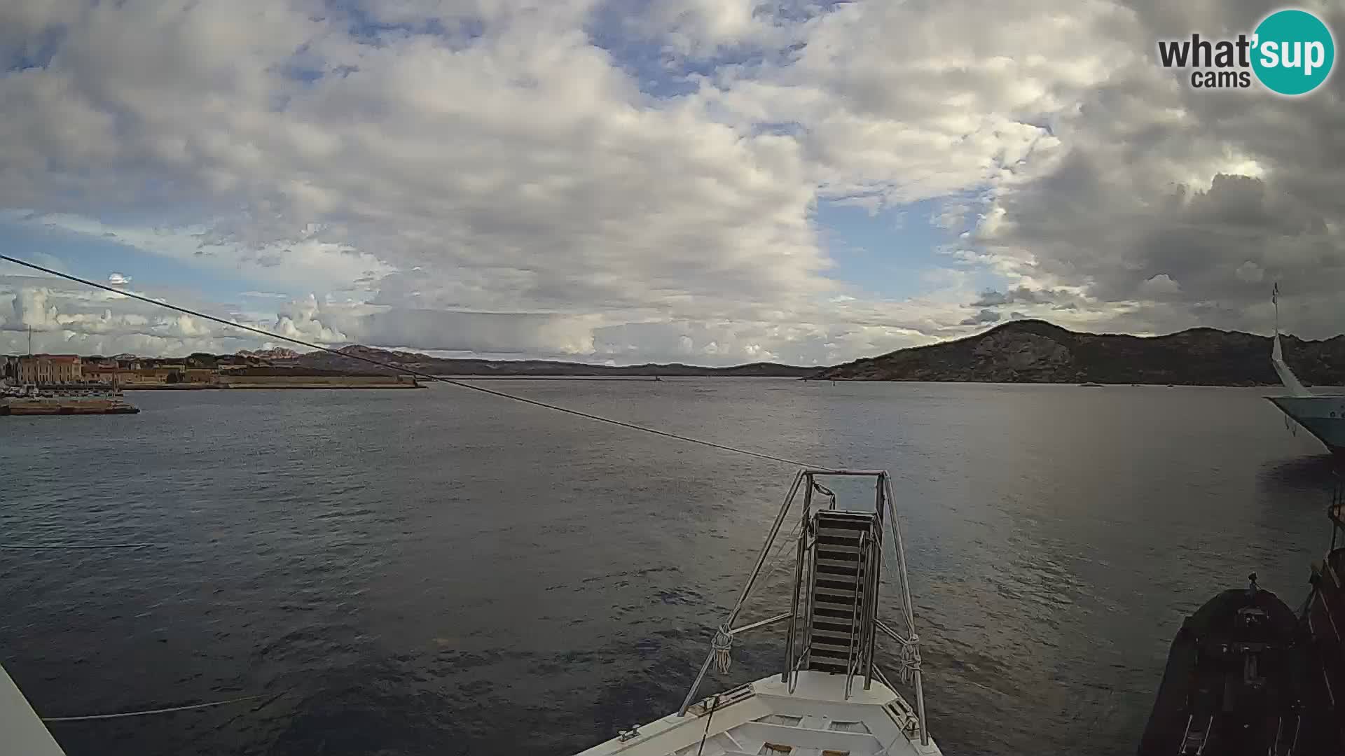 Brod Lo Squalo IV – arhipelag web kamere uživo La Maddalena – Sardinija – Italija