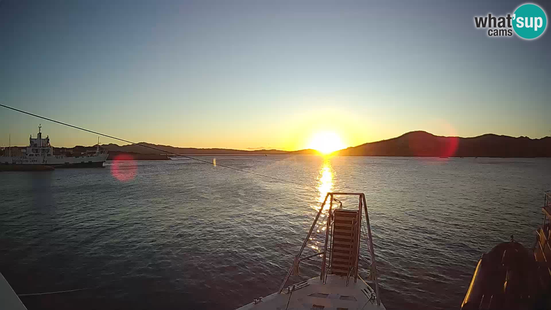 Brod Lo Squalo IV – arhipelag web kamere uživo La Maddalena – Sardinija – Italija