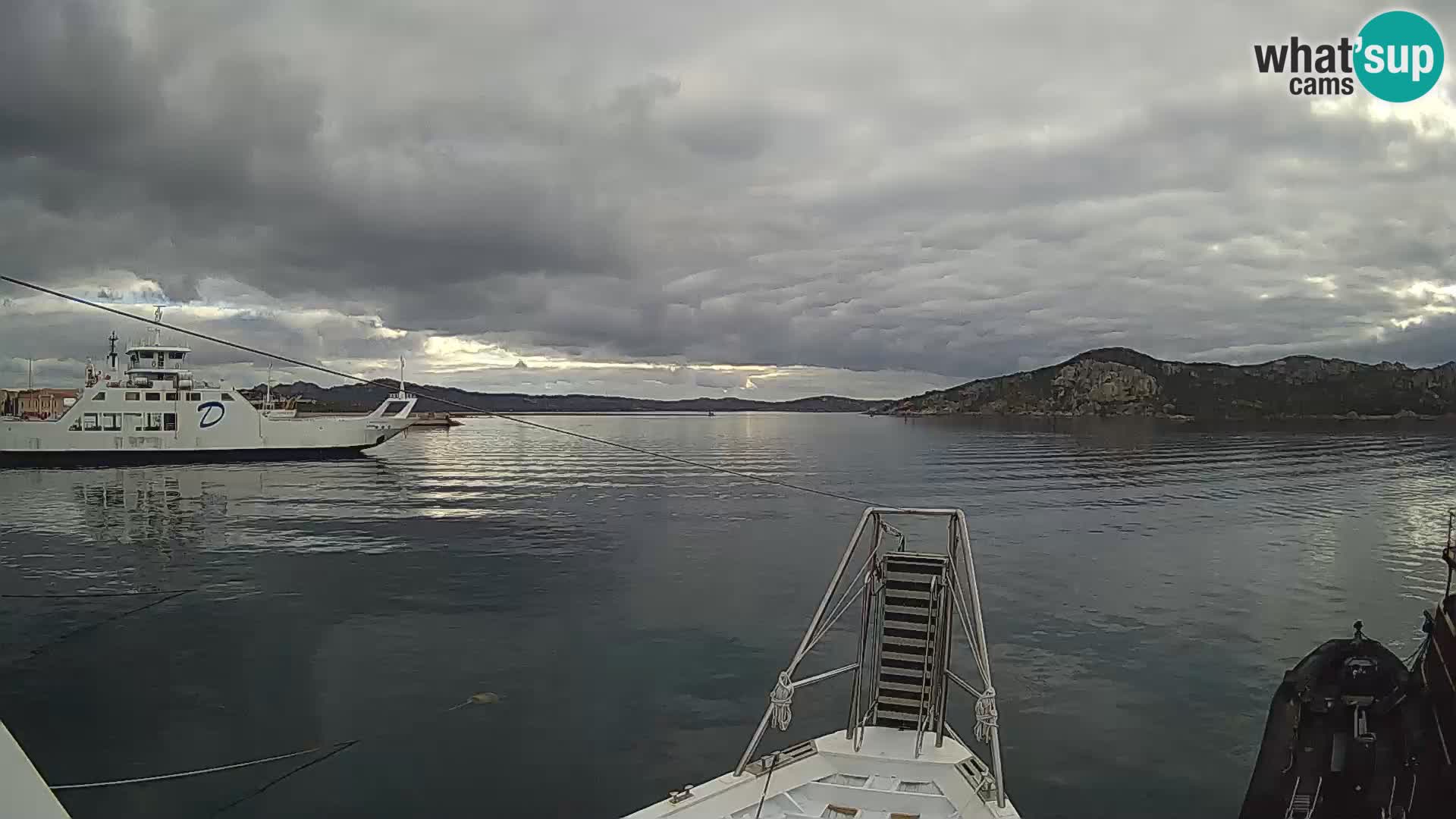 The boat Lo Squalo IV – live webcam arcipelago La Maddalena – Sardinia – Italy