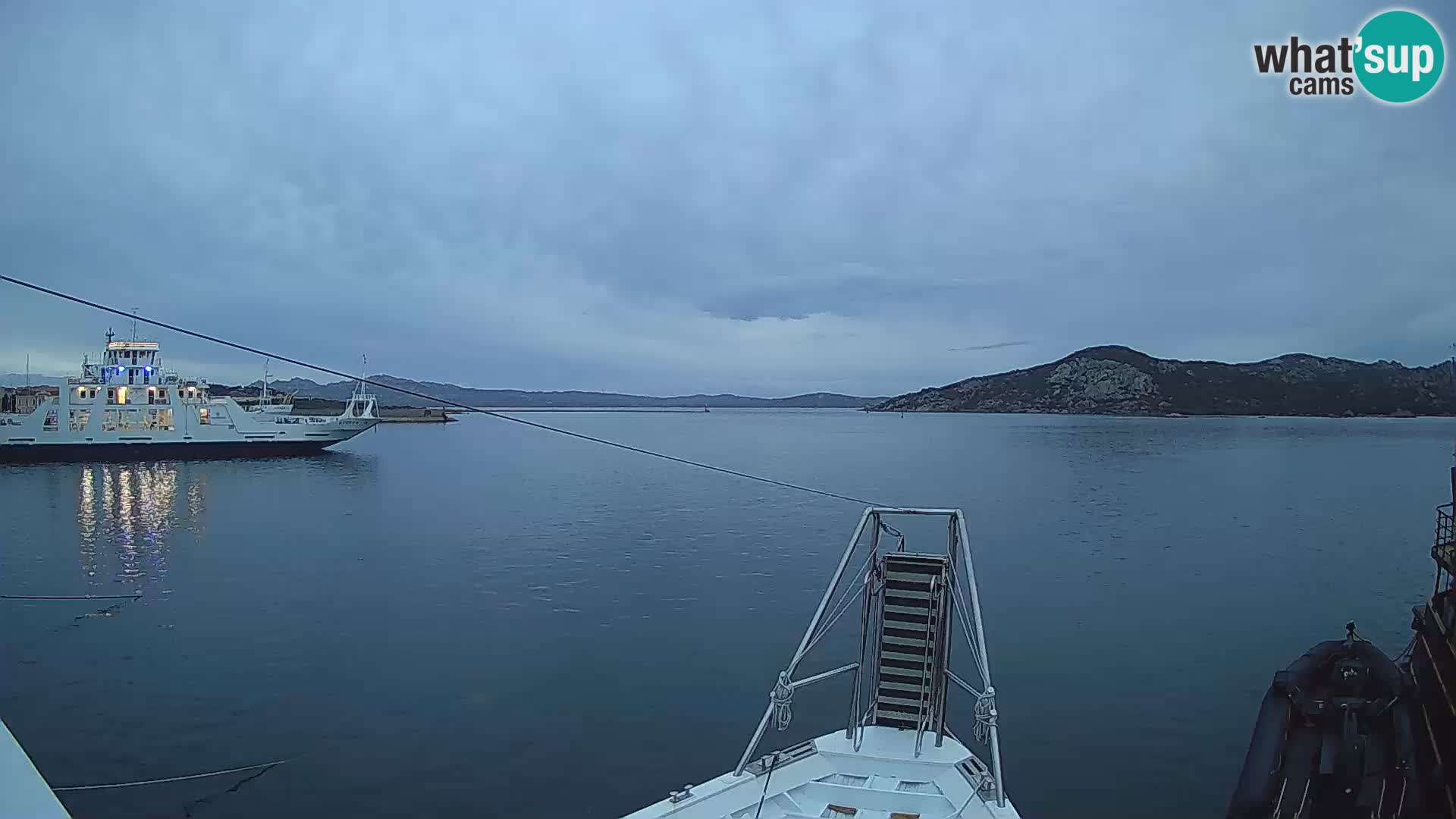 The boat Lo Squalo IV – live webcam arcipelago La Maddalena – Sardinia – Italy