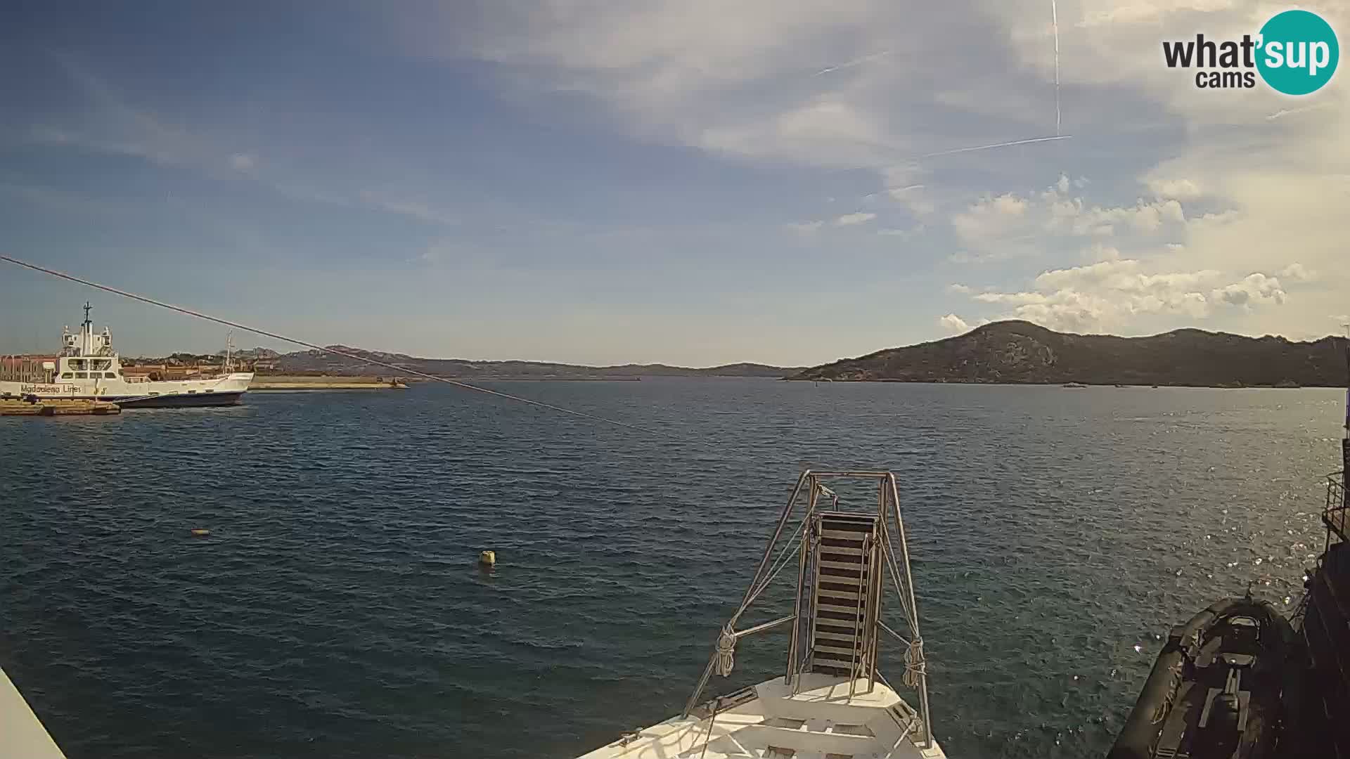 Čoln Lo Squalo IV – arhipelag spletna kamera La Maddalena – Sardinija – Italija