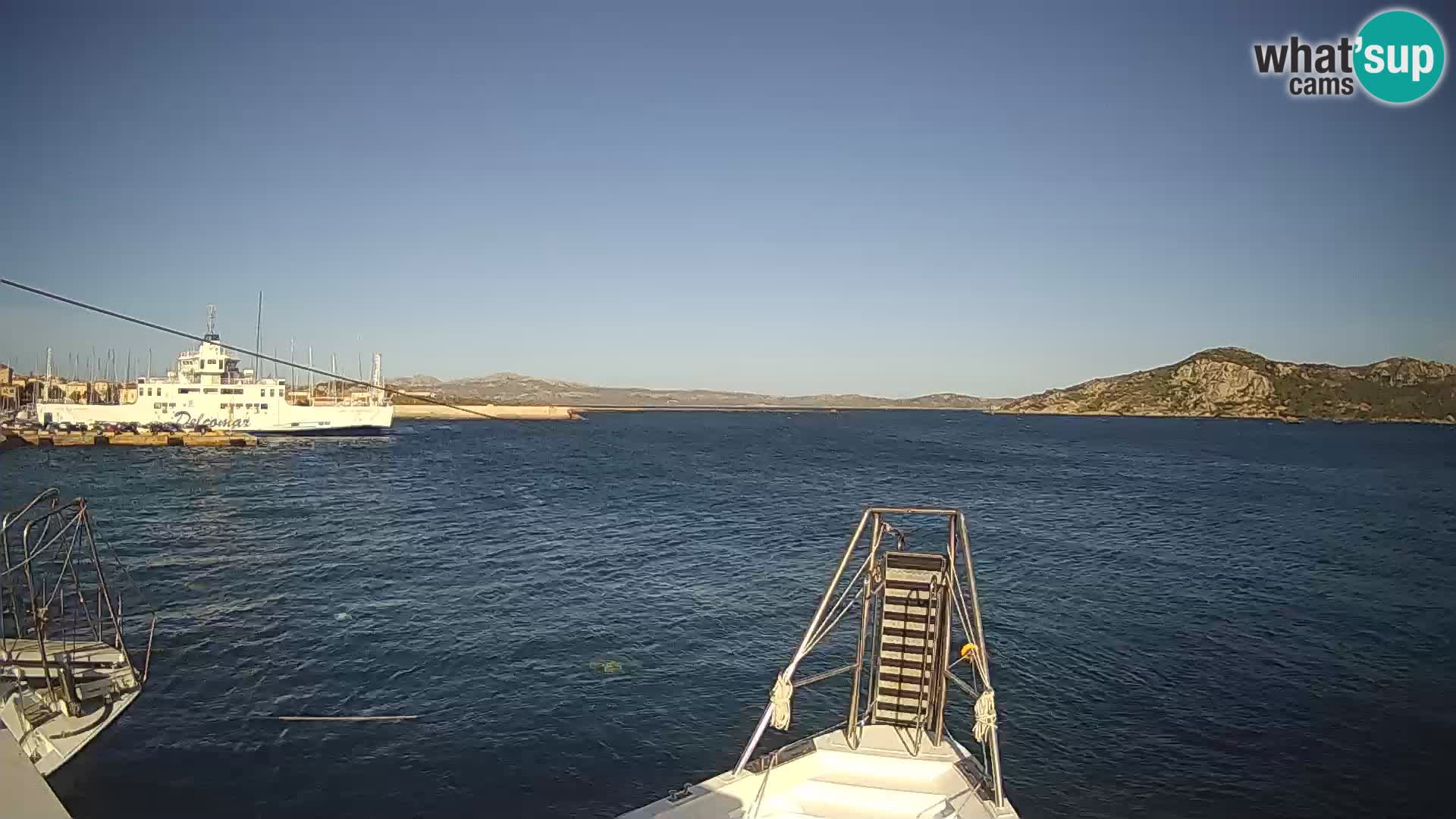 The boat Lo Squalo IV – live webcam arcipelago La Maddalena – Sardinia – Italy