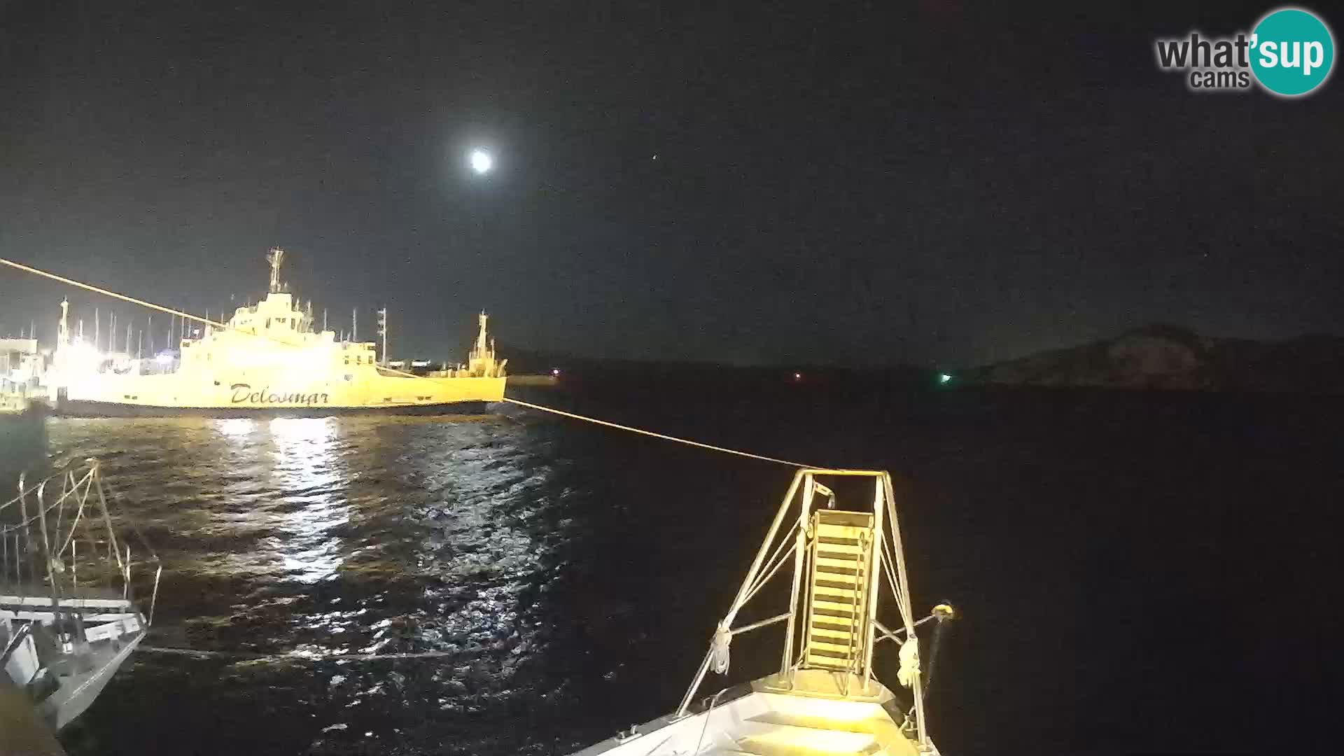 The boat Lo Squalo IV – live webcam arcipelago La Maddalena – Sardinia – Italy