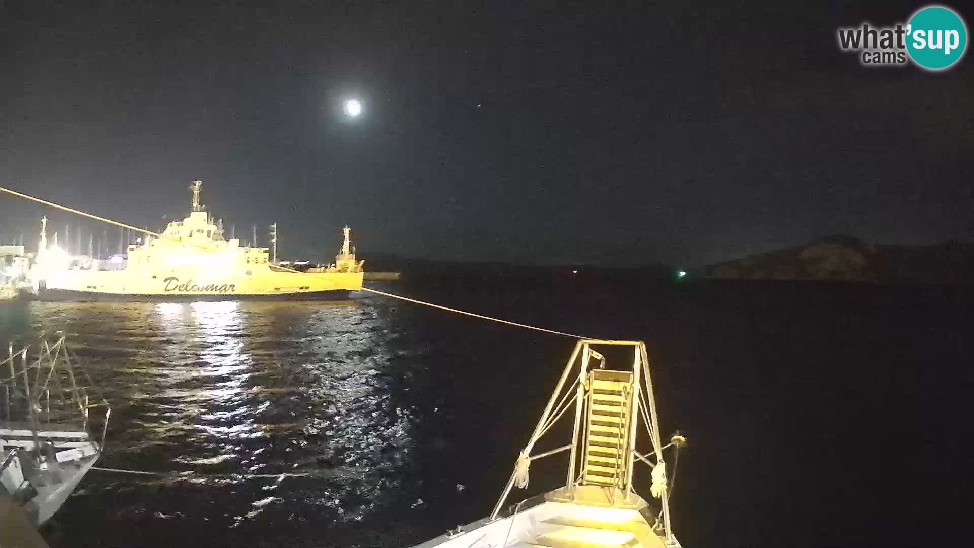 Brod Lo Squalo IV – arhipelag web kamere uživo La Maddalena – Sardinija – Italija