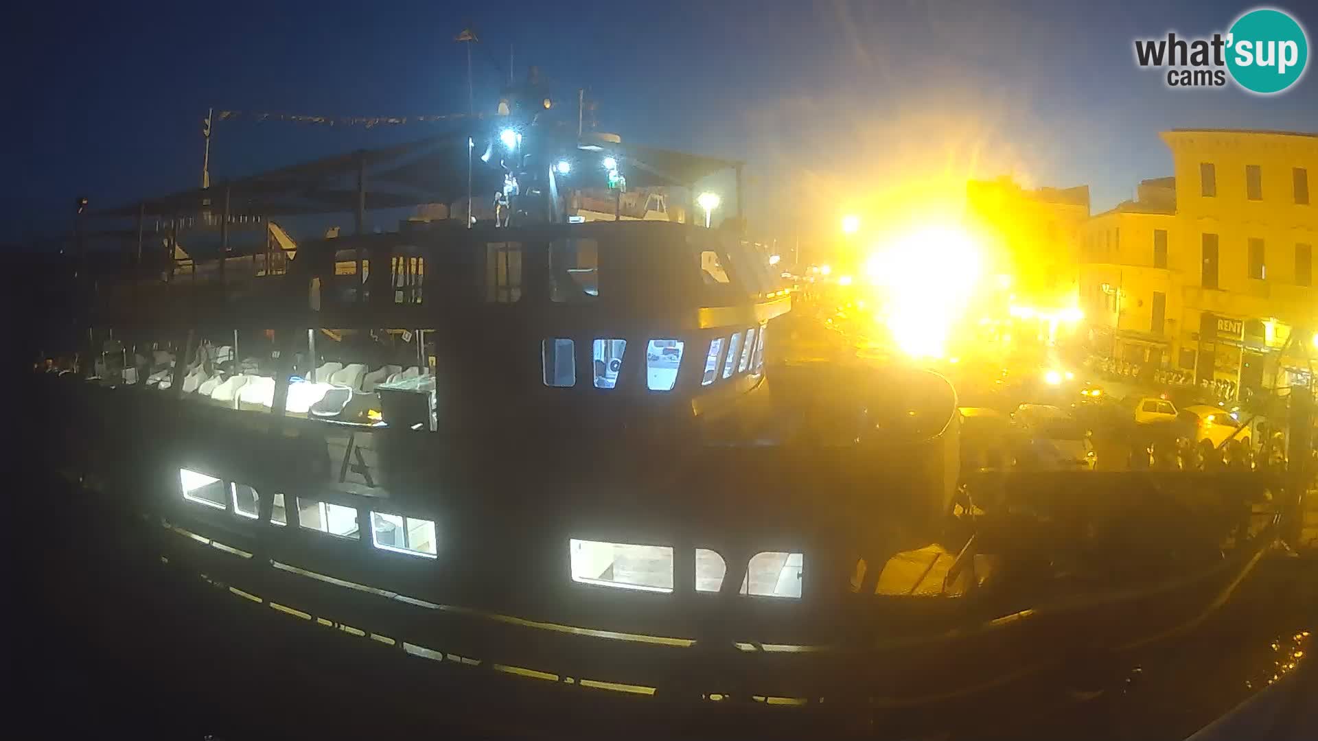 The boat Lo Squalo IV – live webcam arcipelago La Maddalena – Sardinia – Italy