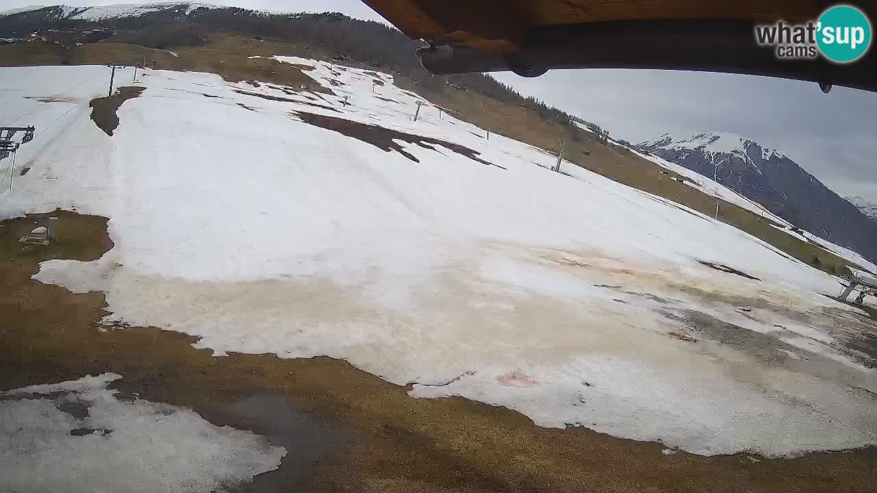 Livigno spletna kamera – pogled na Livigno Ski School area – LivignoGO
