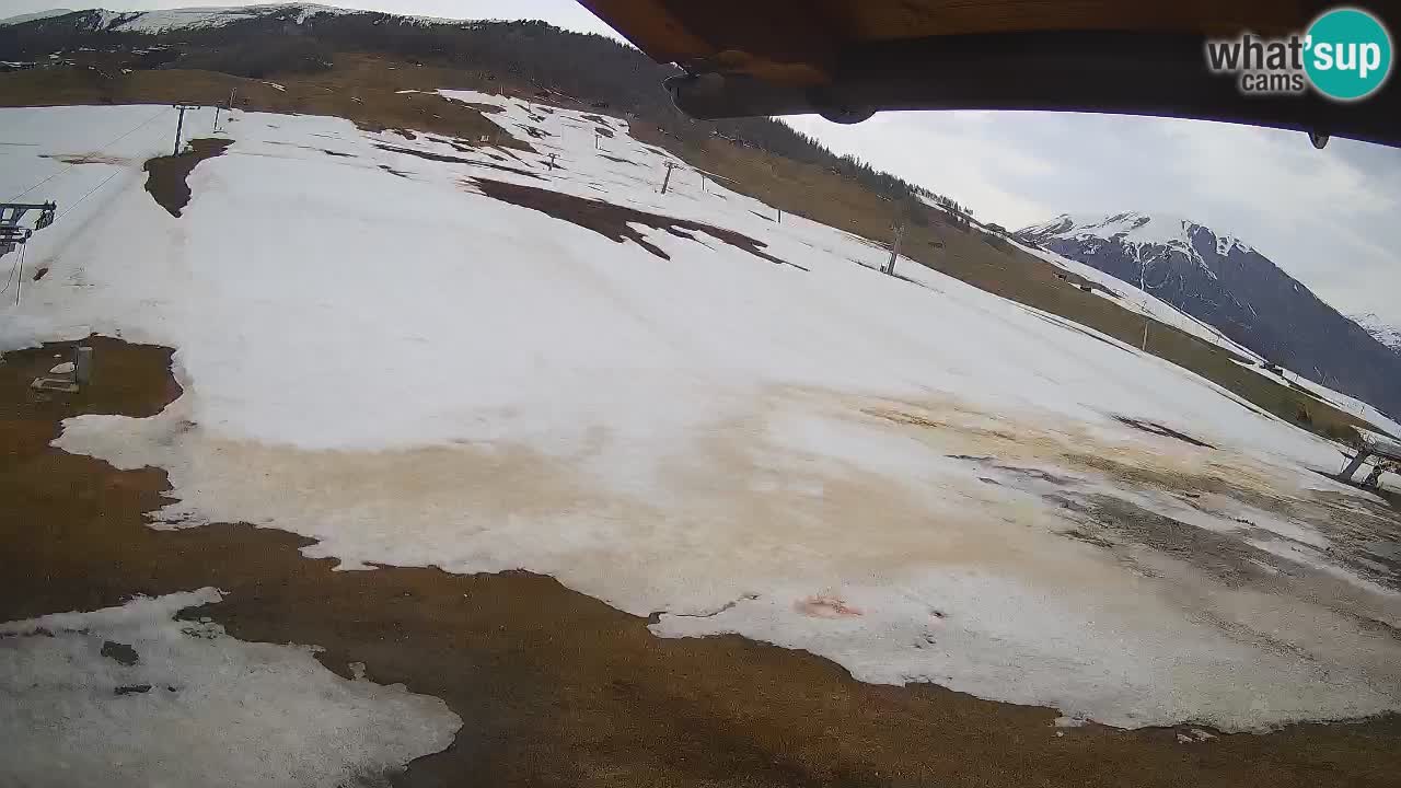 Livigno spletna kamera – pogled na Livigno Ski School area – LivignoGO