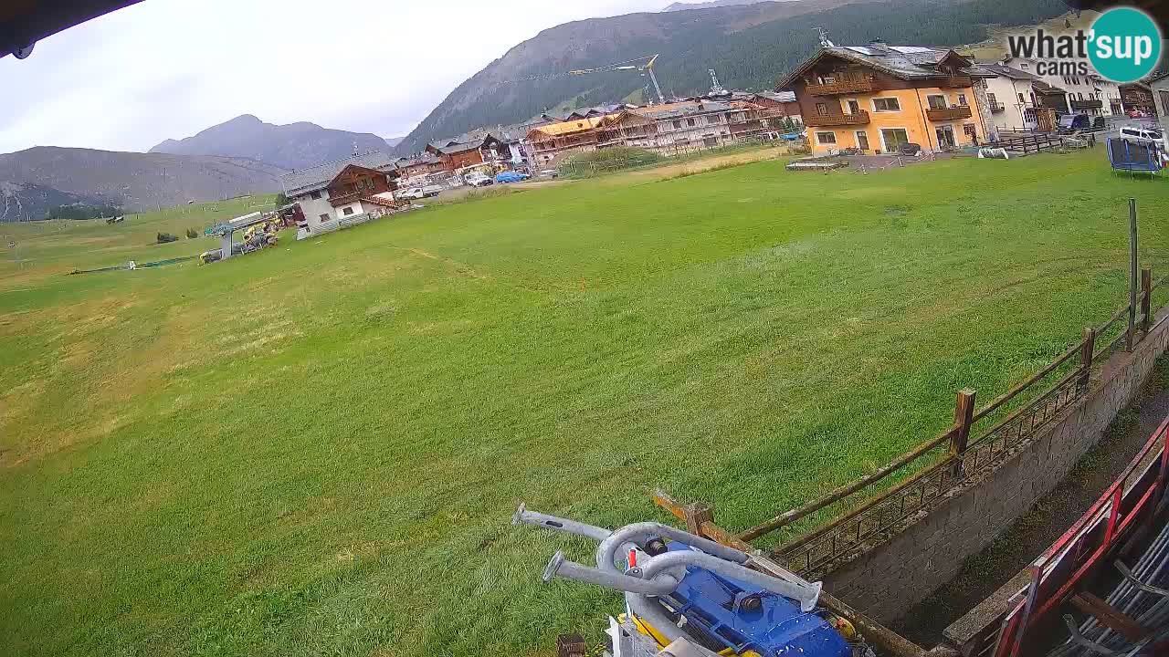 Livigno webcam – view on Livigno Ski School area – LivignoGO