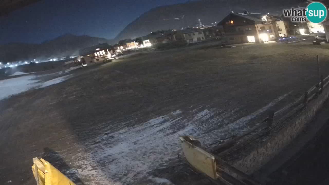 Livigno webcam – view on Livigno Ski School area – LivignoGO