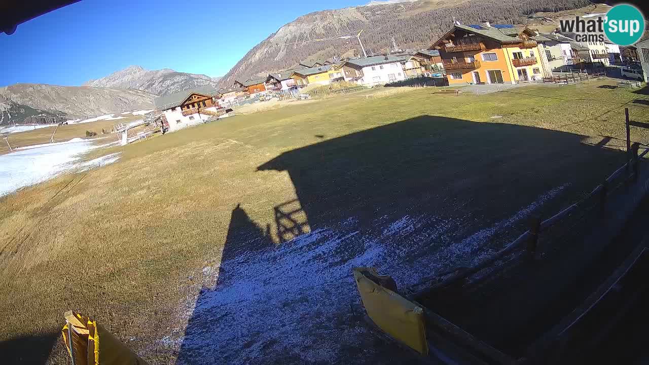 Livigno web kamera – pogled na Livigno Ski School area – LivignoGO