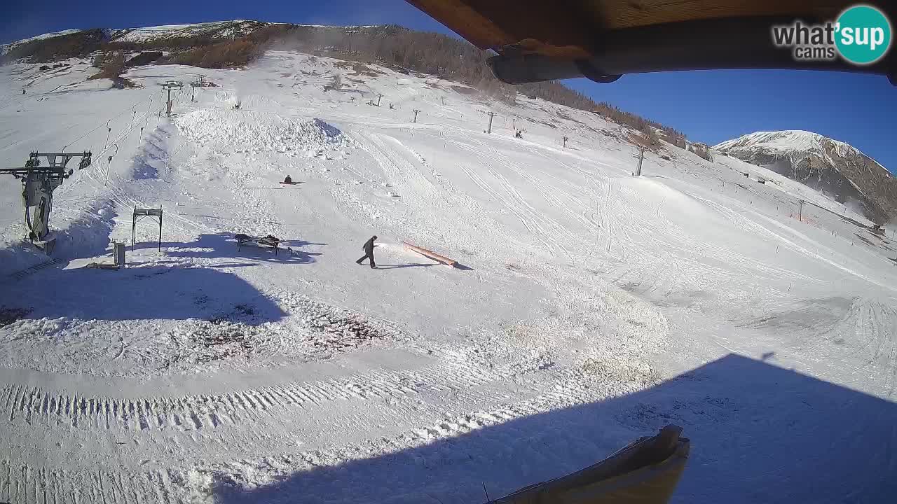 Livigno webcam – view on Livigno Ski School area – LivignoGO