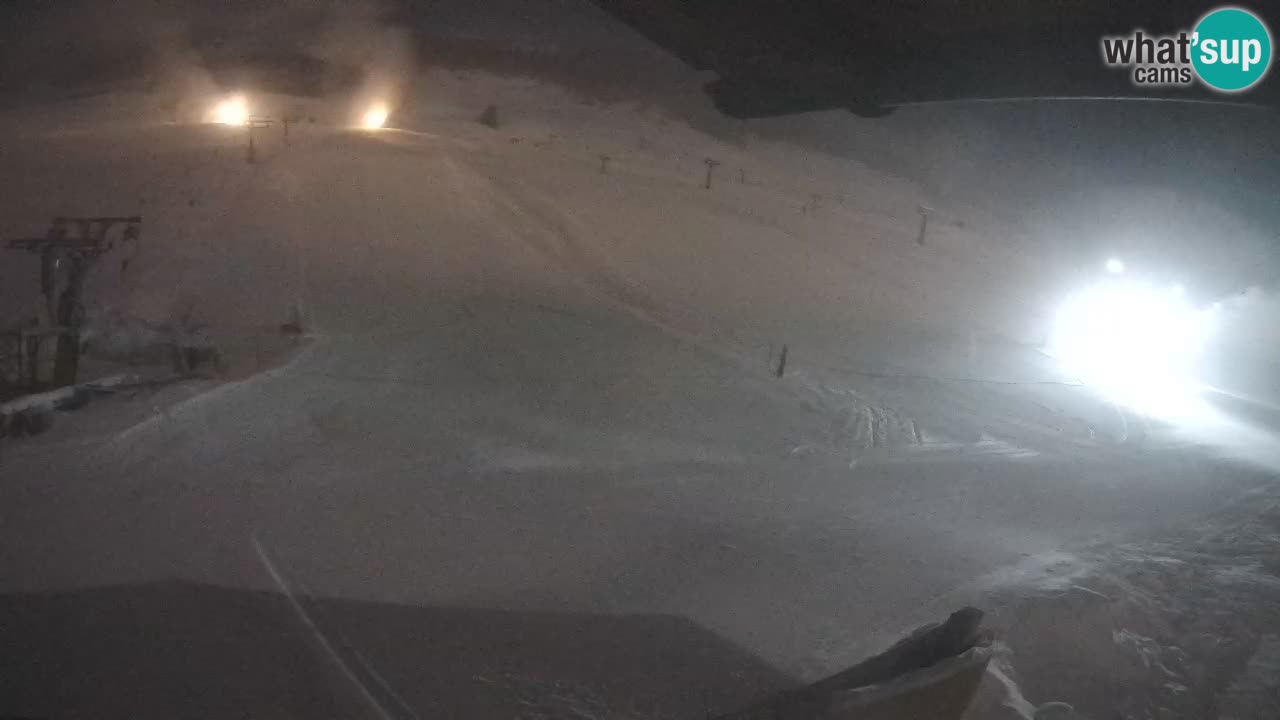 Livigno webcam – view on Livigno Ski School area – LivignoGO