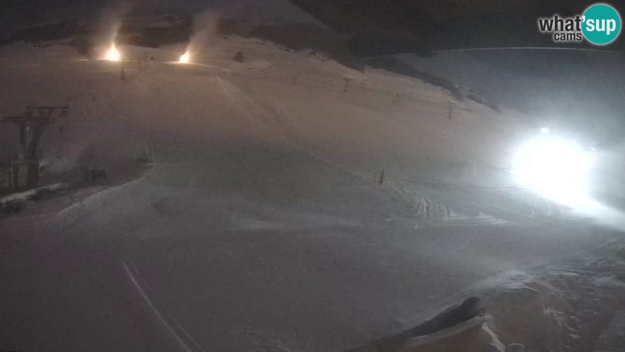 Livigno webcam – view on Livigno Ski School area – LivignoGO