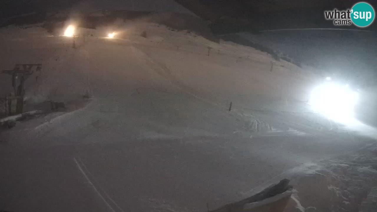 Livigno webcam – view on Livigno Ski School area – LivignoGO