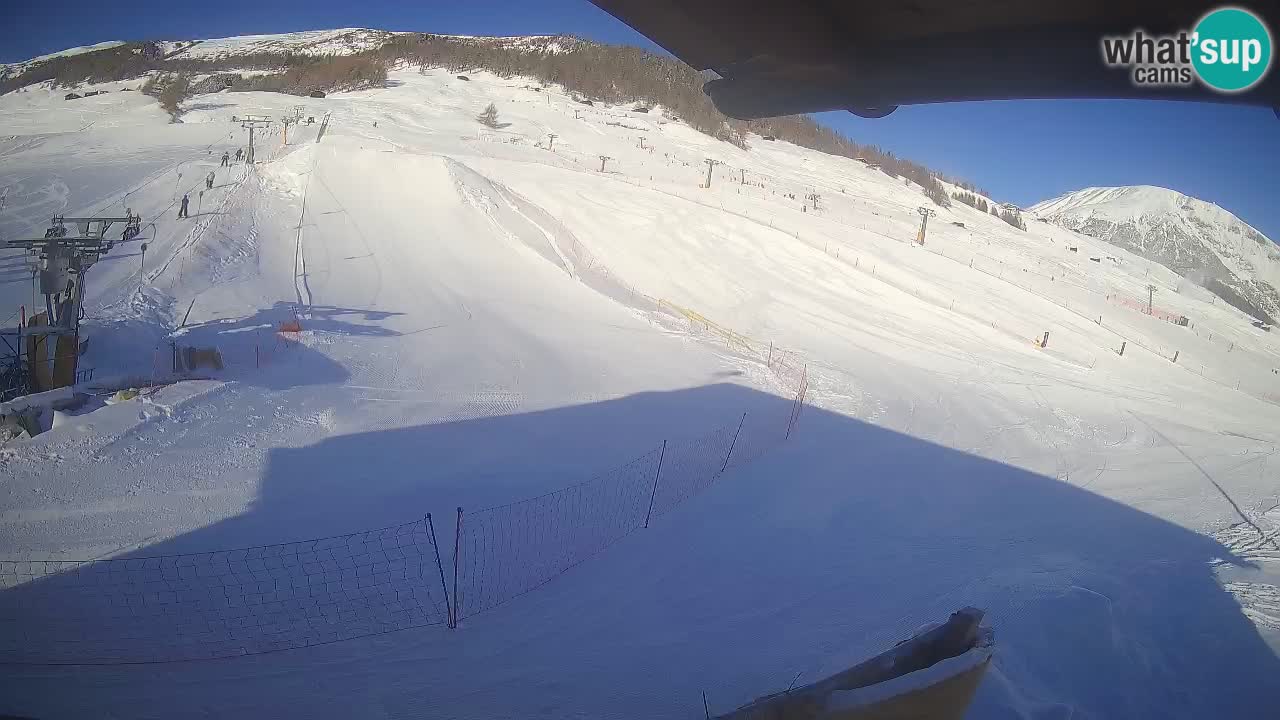 Livigno webcam – view on Livigno Ski School area – LivignoGO