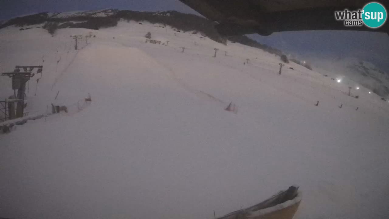 Livigno live webcam – view on Livigno Ski School area – LivignoGO