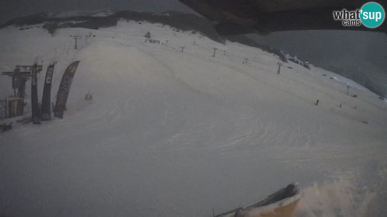 Livigno webcam – view on Livigno Ski School area – LivignoGO