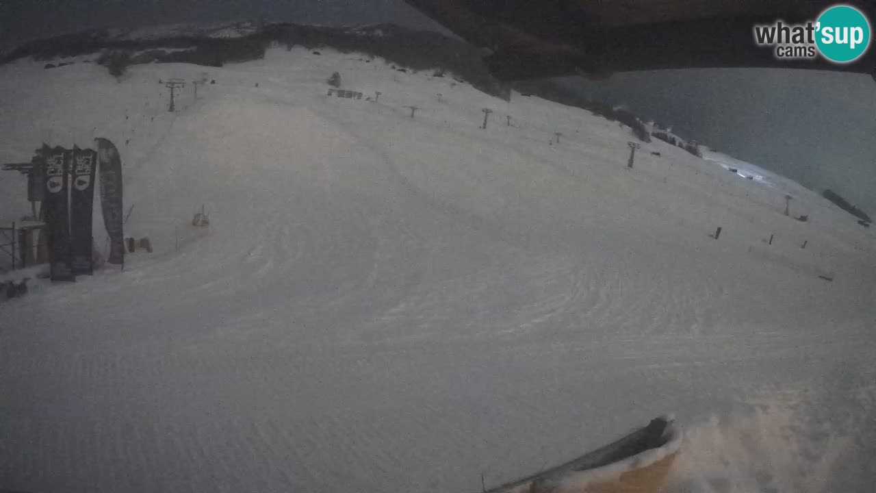 Livigno live webcam – view on Livigno Ski School area – LivignoGO