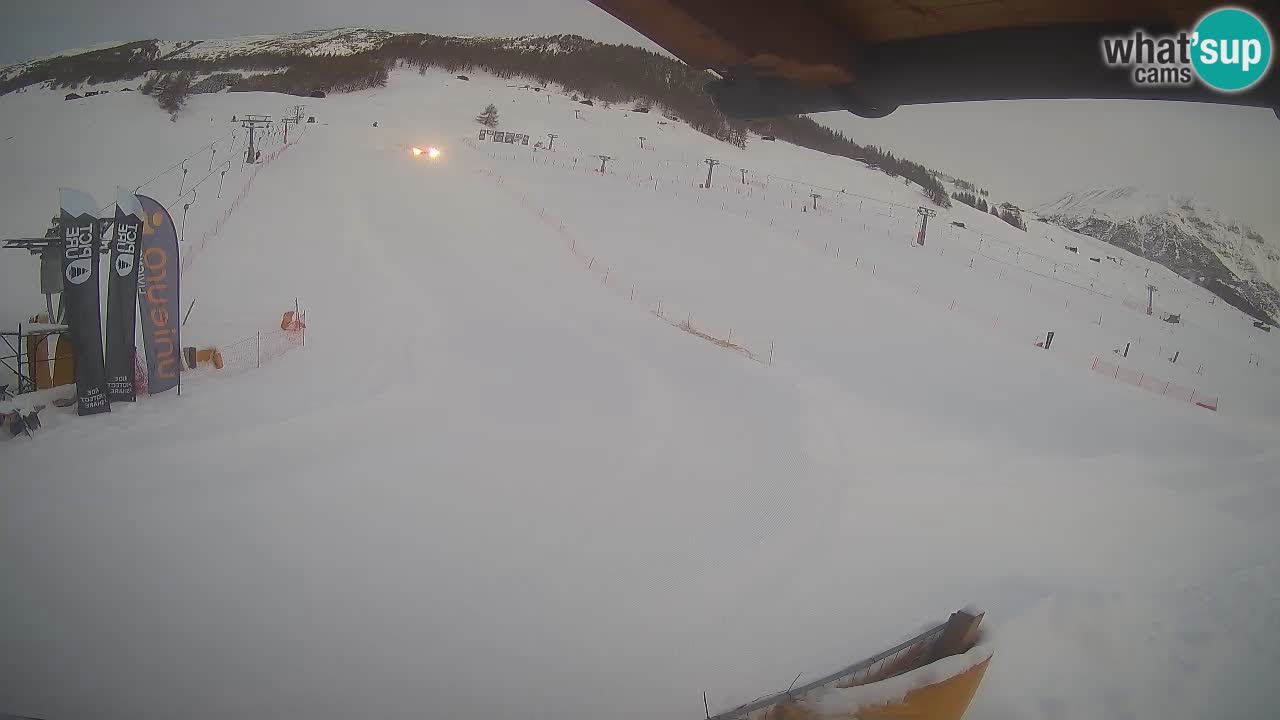 Livigno webcam – view on Livigno Ski School area – LivignoGO