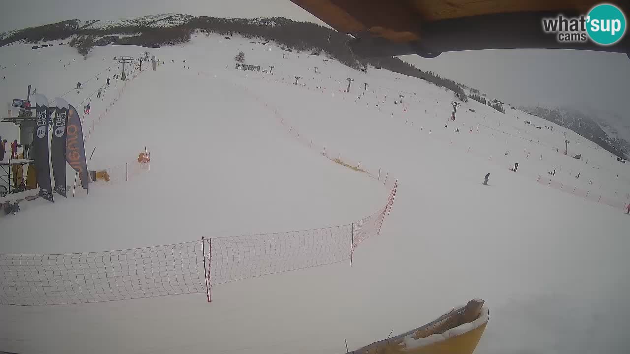 Livigno webcam – view on Livigno Ski School area – LivignoGO