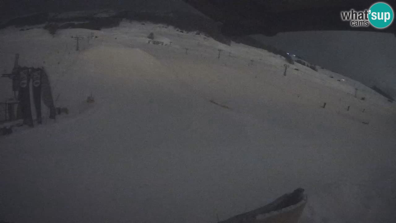 Livigno live webcam – view on Livigno Ski School area – LivignoGO