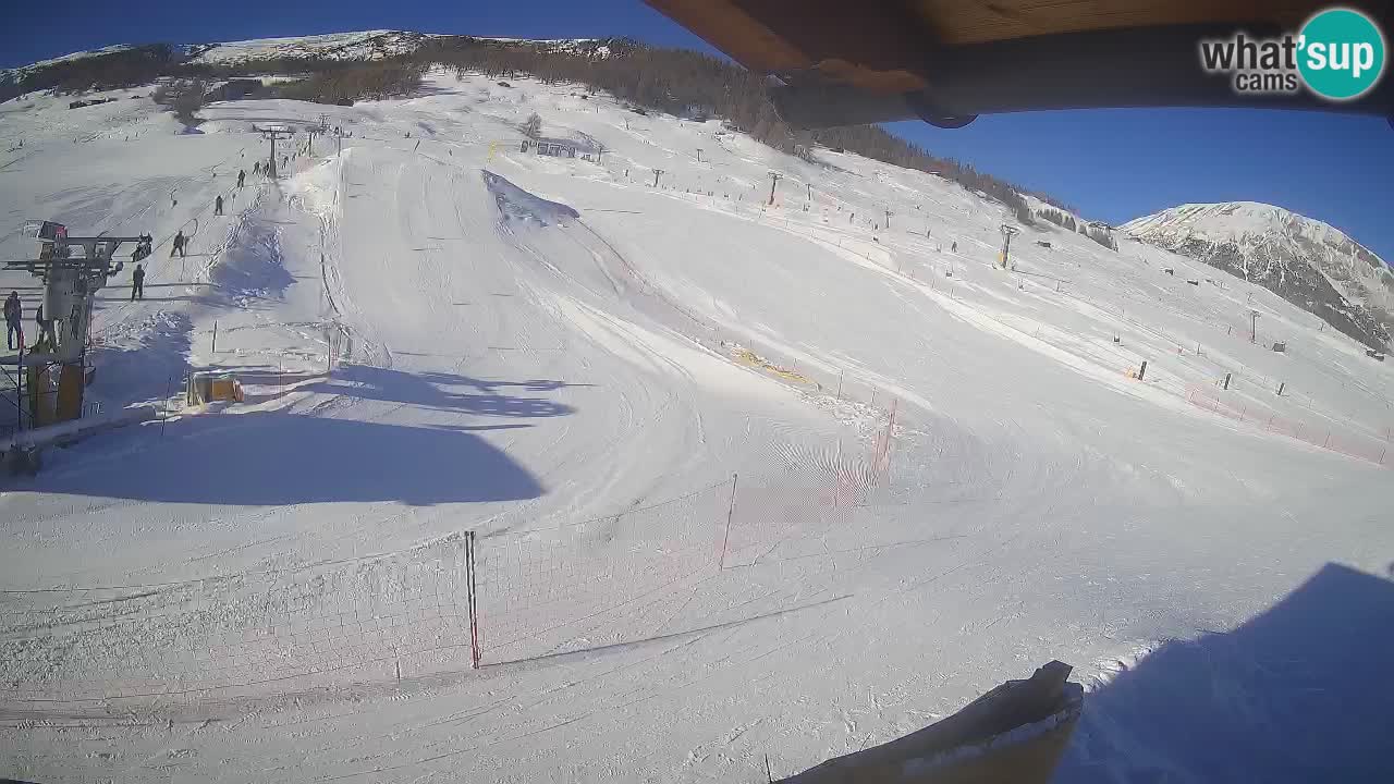 Livigno webcam – view on Livigno Ski School area – LivignoGO