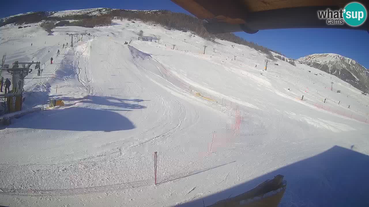 Livigno webcam – view on Livigno Ski School area – LivignoGO