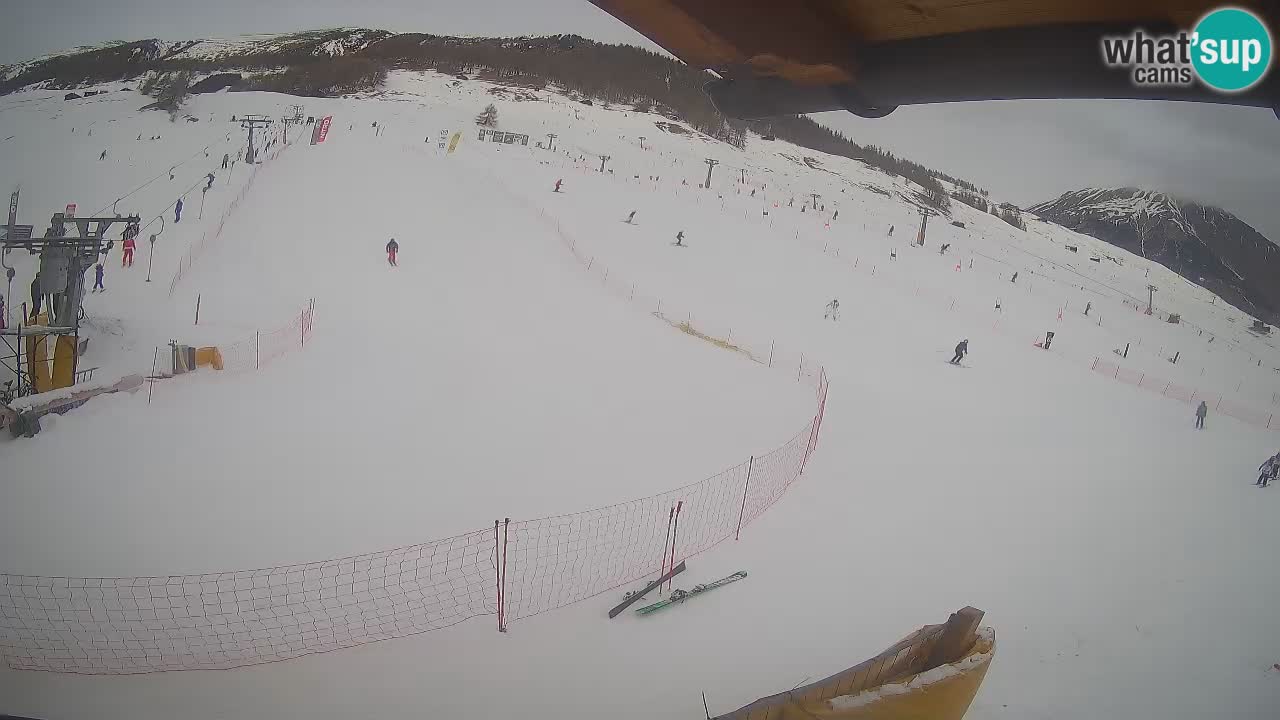 Livigno webcam – view on Livigno Ski School area – LivignoGO