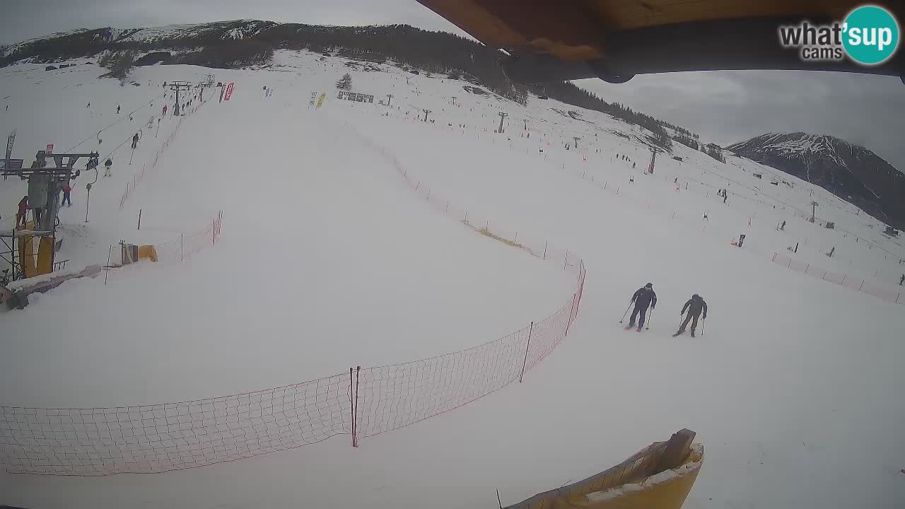 Livigno webcam – view on Livigno Ski School area – LivignoGO