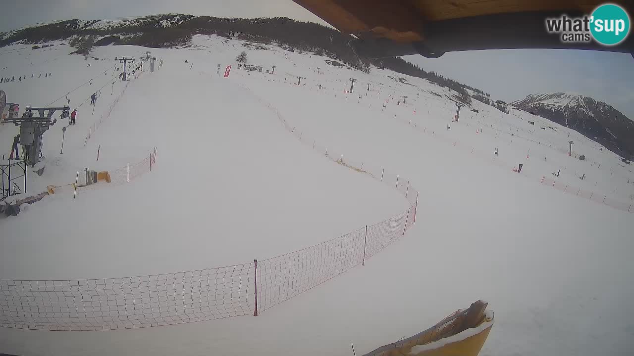 Livigno webcam – view on Livigno Ski School area – LivignoGO