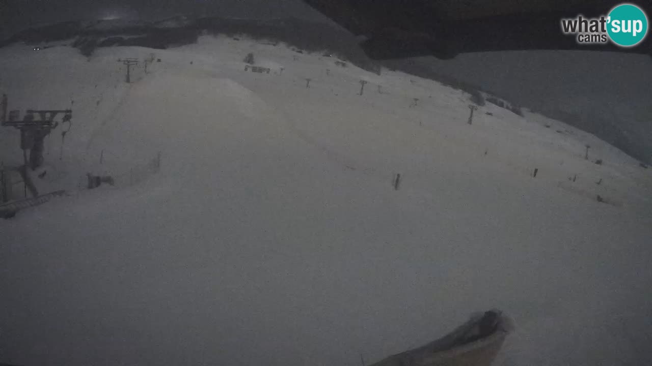 Livigno webcam – view on Livigno Ski School area – LivignoGO