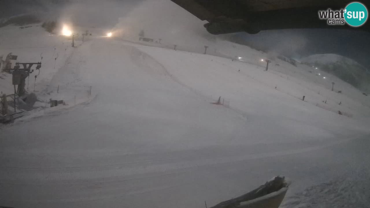 Livigno webcam – view on Livigno Ski School area – LivignoGO