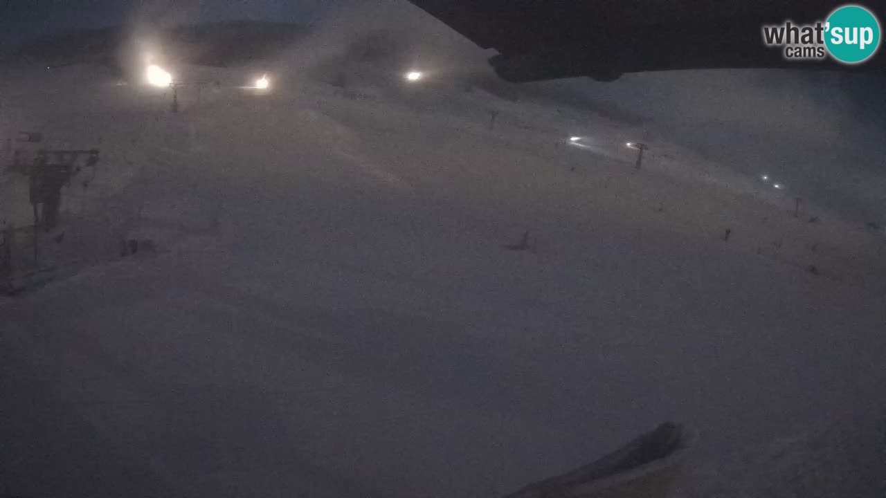 Livigno webcam – view on Livigno Ski School area – LivignoGO