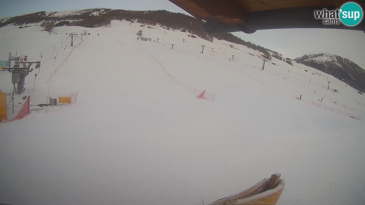 Livigno webcam – view on Livigno Ski School area – LivignoGO